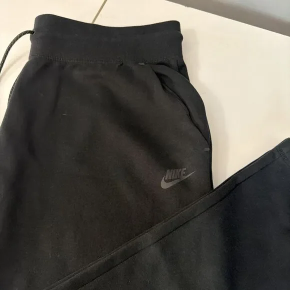 Nike Men's Loose Fit Sweatpants 2XL Straight Leg Black Drawstring Joggers NWT